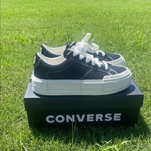 Converse Men's Black Sneakers